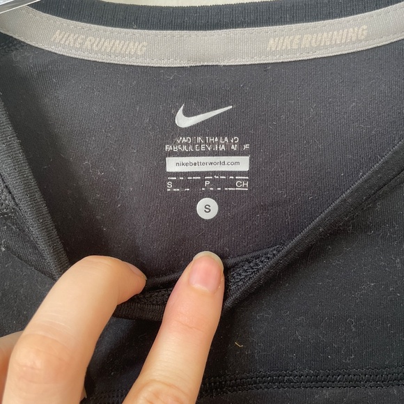 Nike Small Long sleeve Running Shirt - Picture 2 of 2